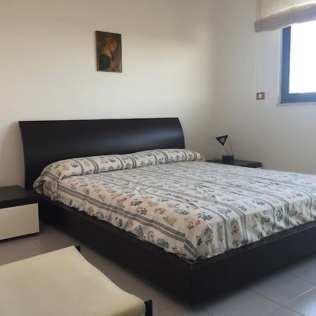Attico Fronte Mare Apartment Pozzallo Exterior foto